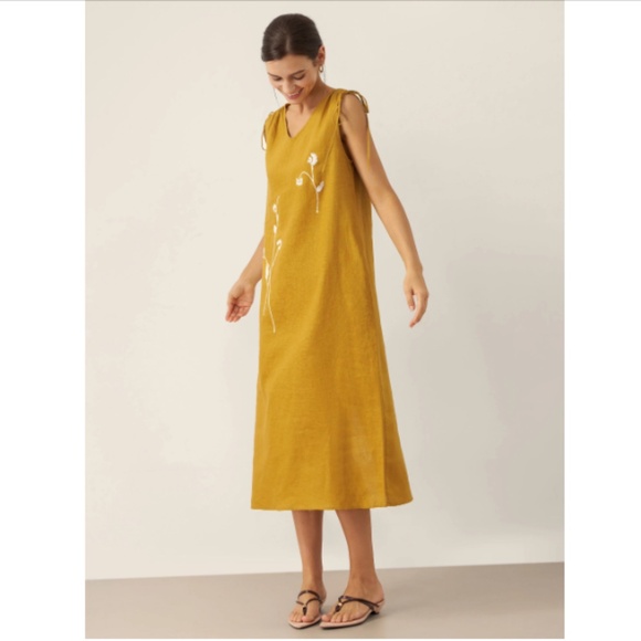 100% Linen Smocked Shoulder Embroidered Maxi Dress BELINE - Picture 2 of 11